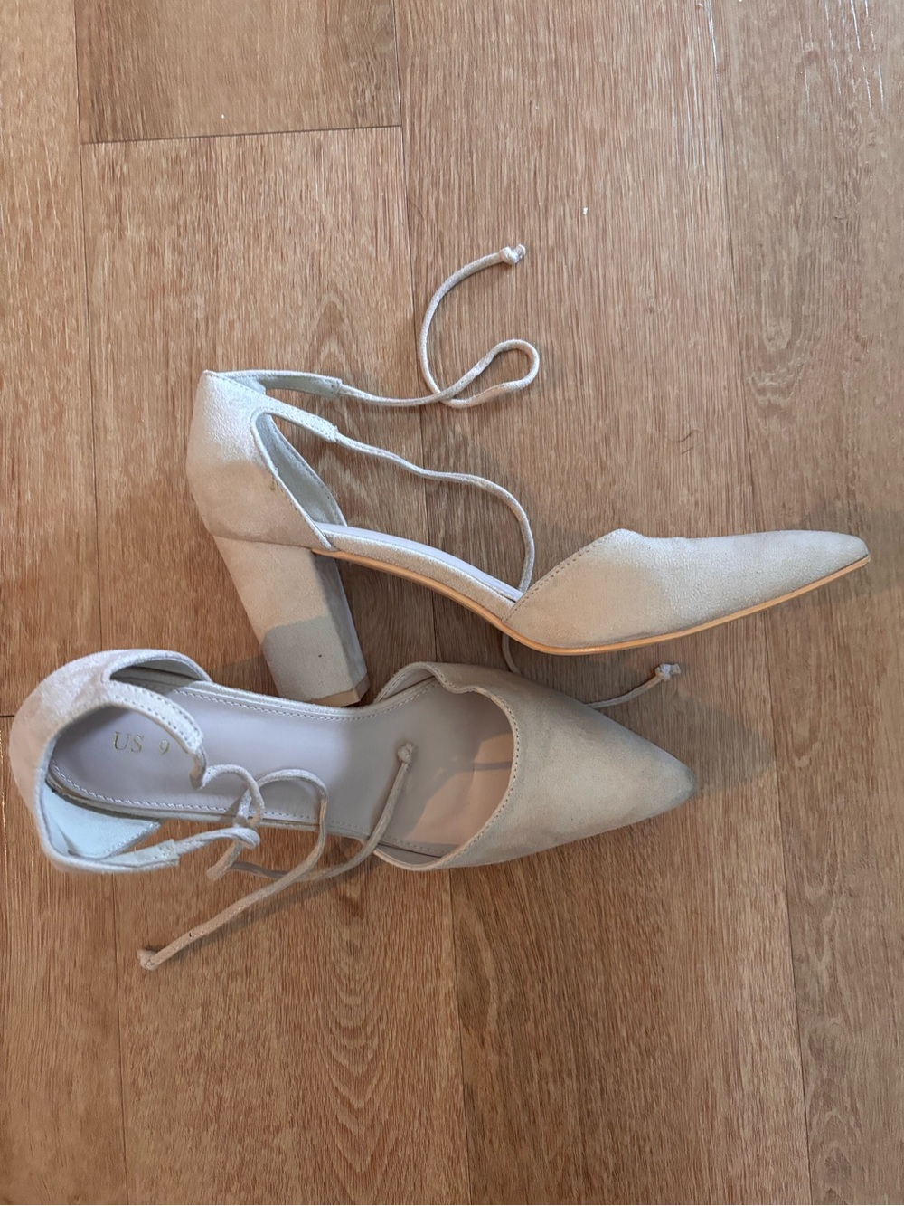 Pointed-Toe Lace-Up Block Heels in Cream
